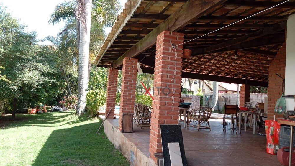 Casa à venda com 3 quartos, 234m² - Foto 12