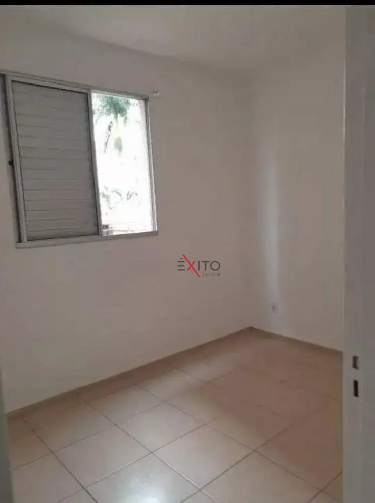 Apartamento à venda com 3 quartos, 63m² - Foto 2