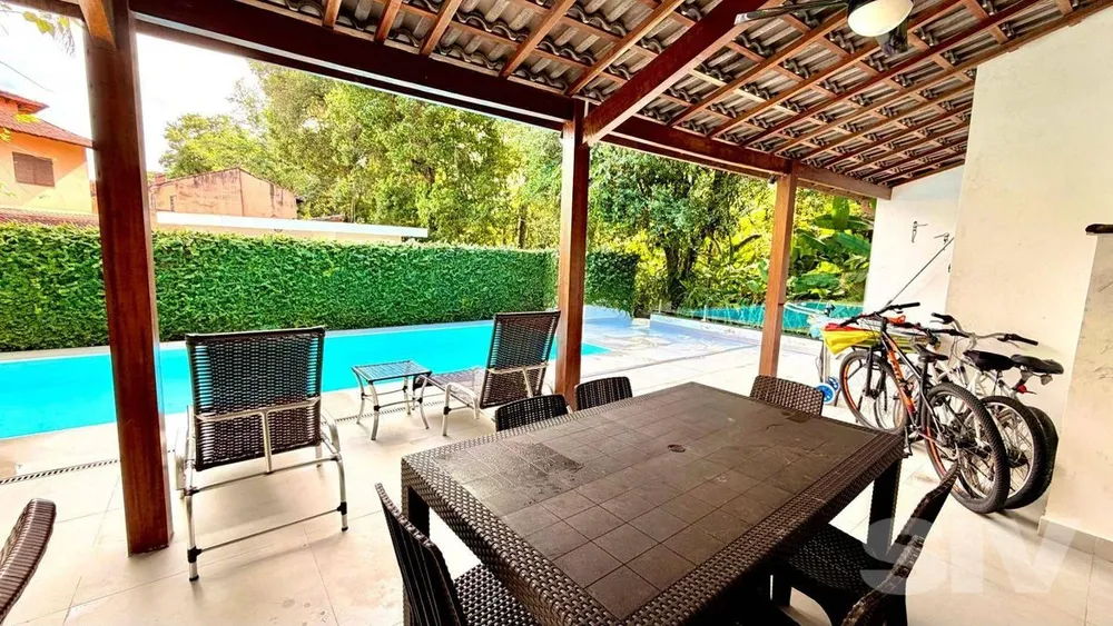Casa, 4 quartos, 300 m² - Foto 1