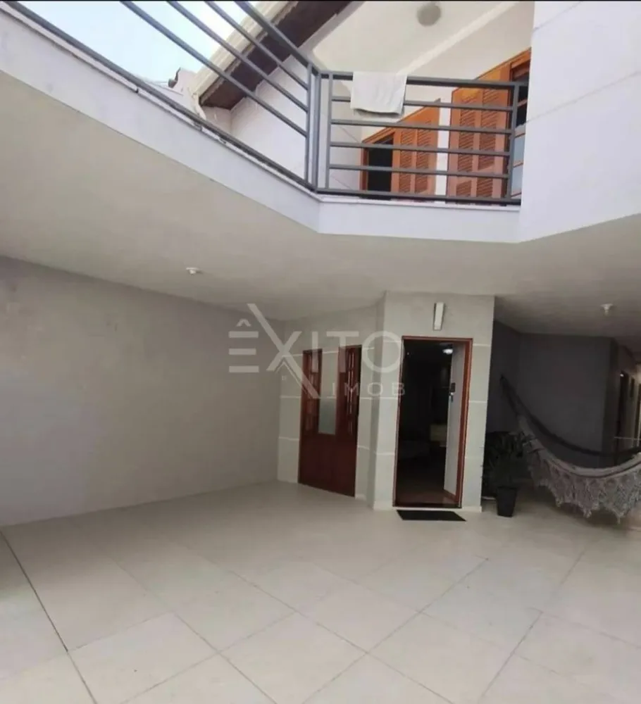 Casa, 3 quartos, 160 m² - Foto 1