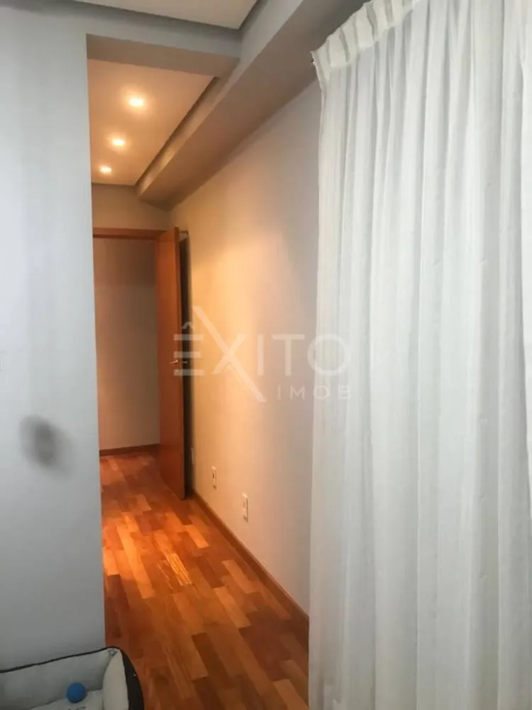 Apartamento, 3 quartos, 158 m² - Foto 2