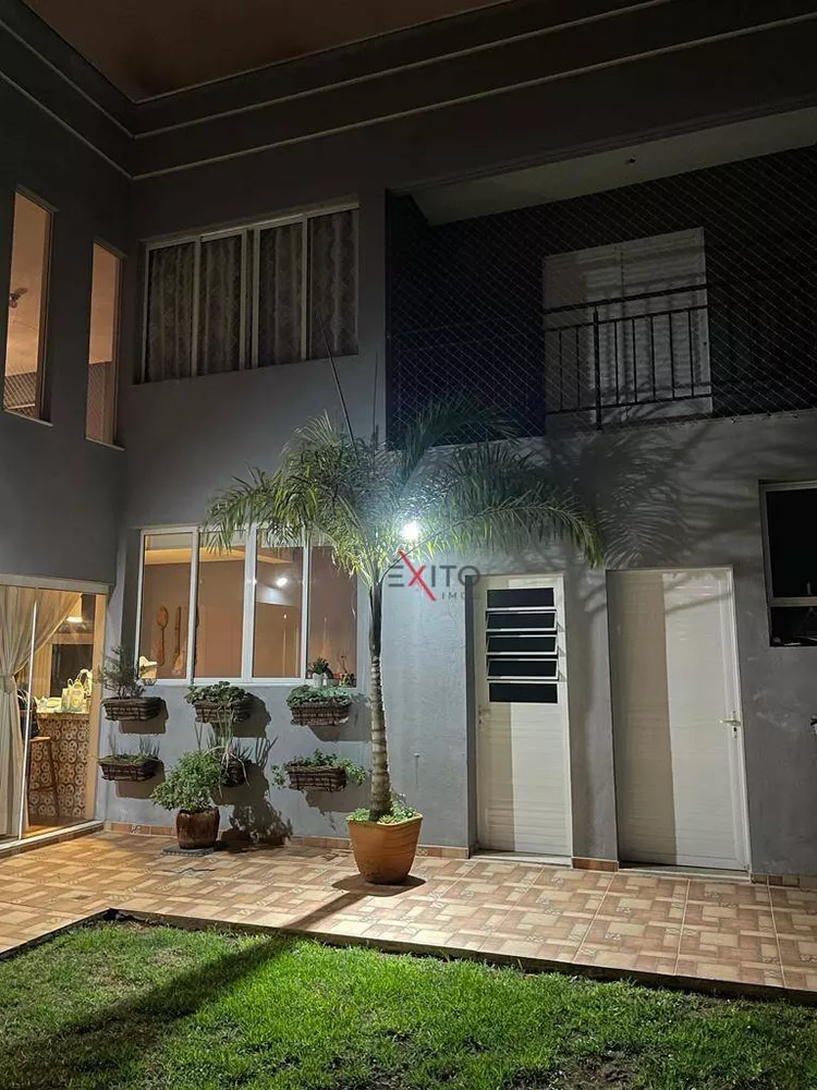 Casa à venda com 3 quartos, 329M2 - Foto 3