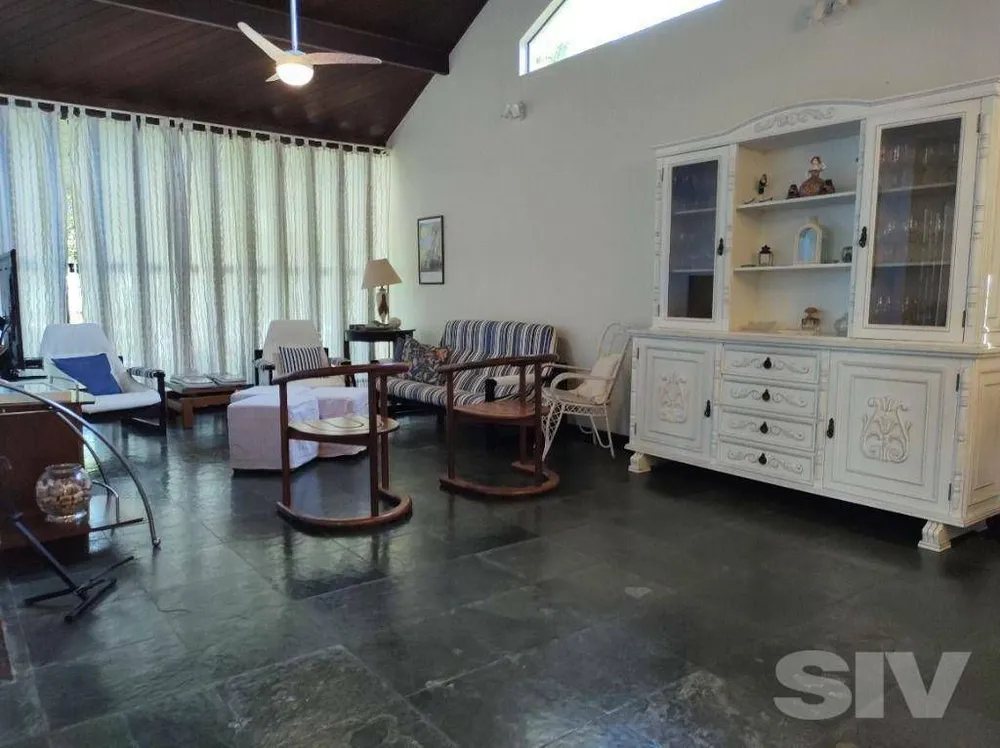 Casa, 3 quartos, 269 m² - Foto 2
