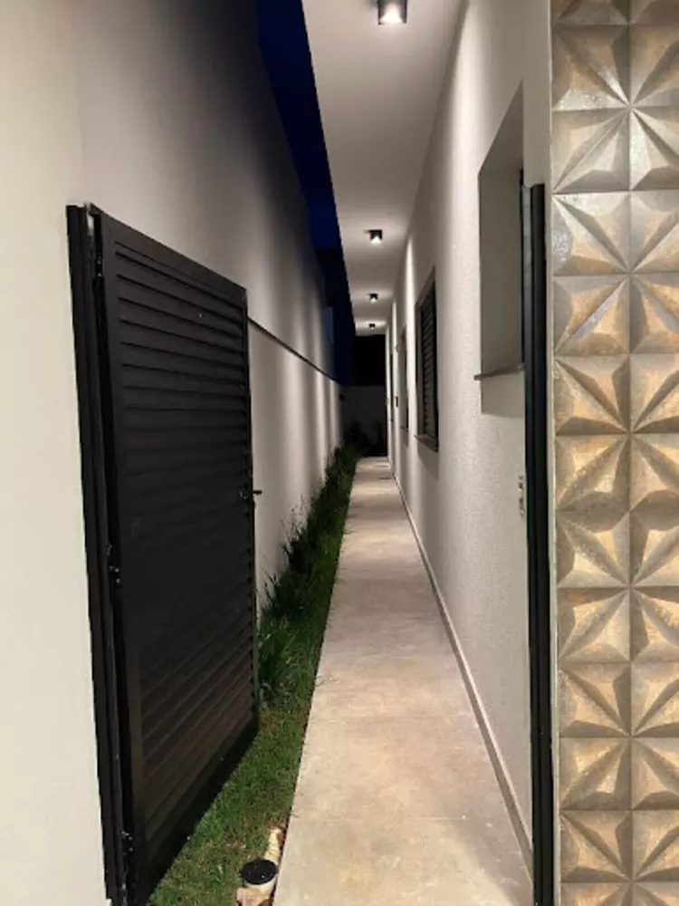 Casa de Condomínio à venda com 4 quartos, 160m² - Foto 1