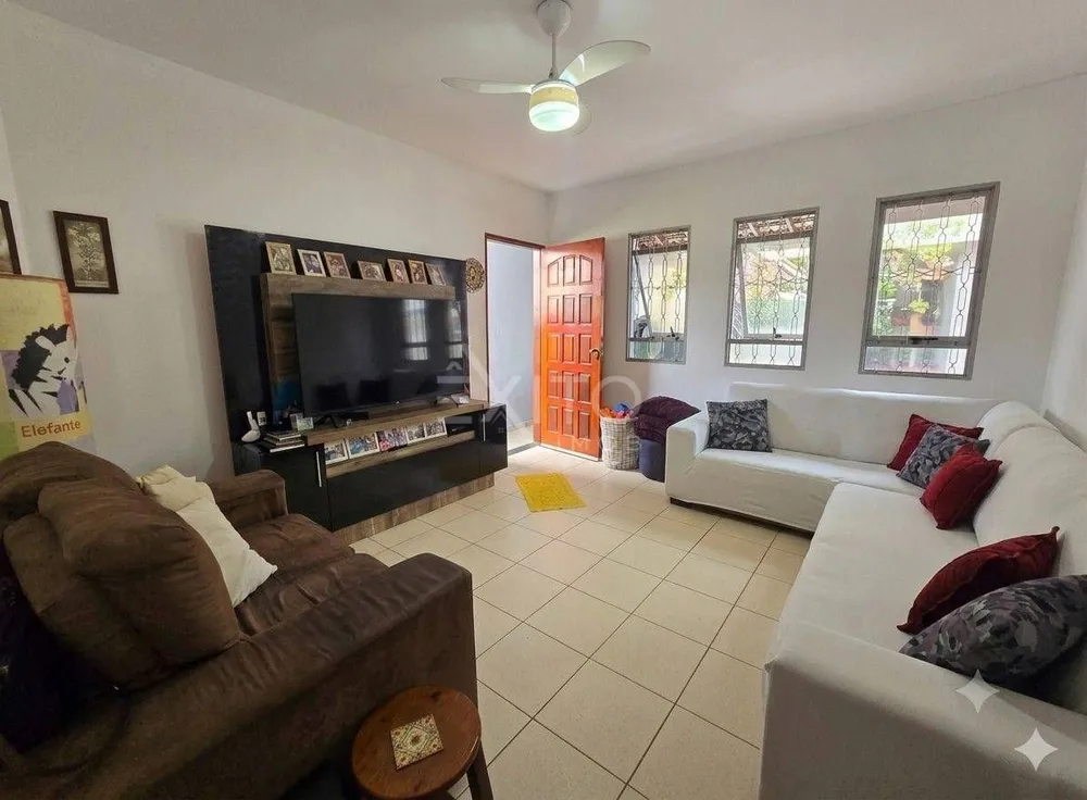 Casa, 3 quartos, 173 m² - Foto 1
