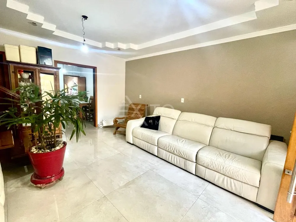 Casa, 3 quartos, 219 m² - Foto 5