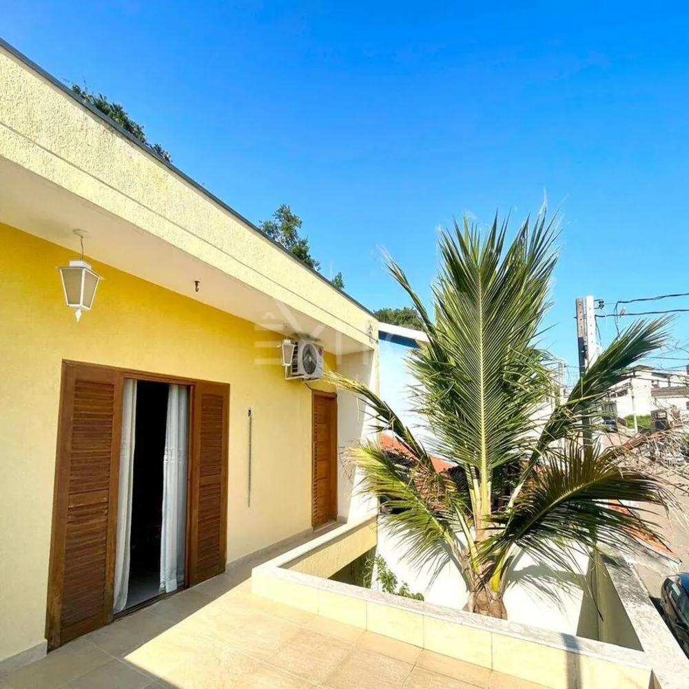 Casa, 3 quartos, 219 m² - Foto 12
