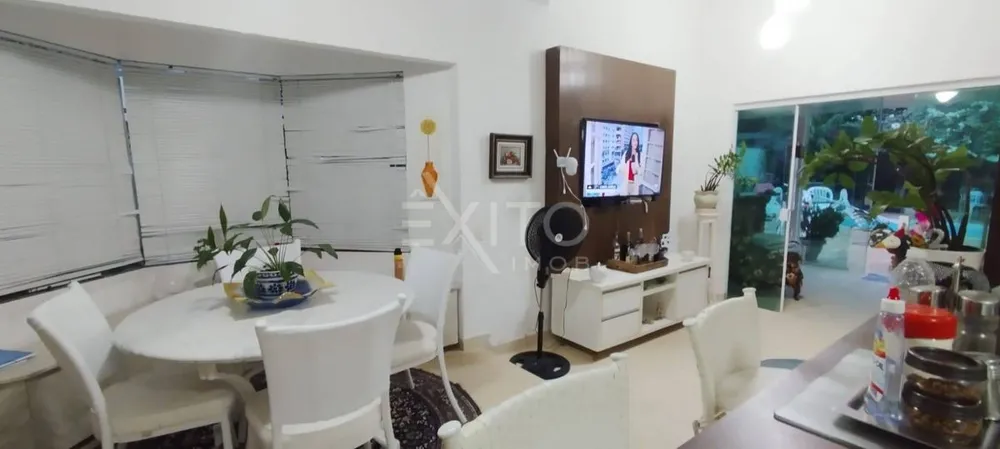 Casa, 4 quartos, 218 m² - Foto 5