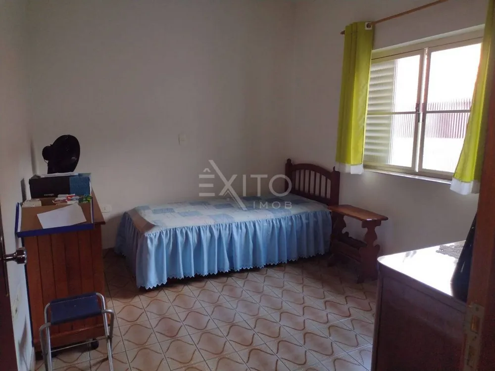 Casa, 3 quartos, 331 m² - Foto 2