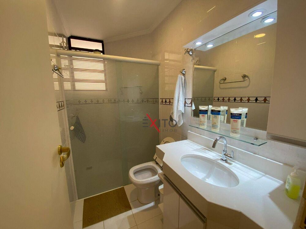 Casa, 4 quartos, 349 m² - Foto 9