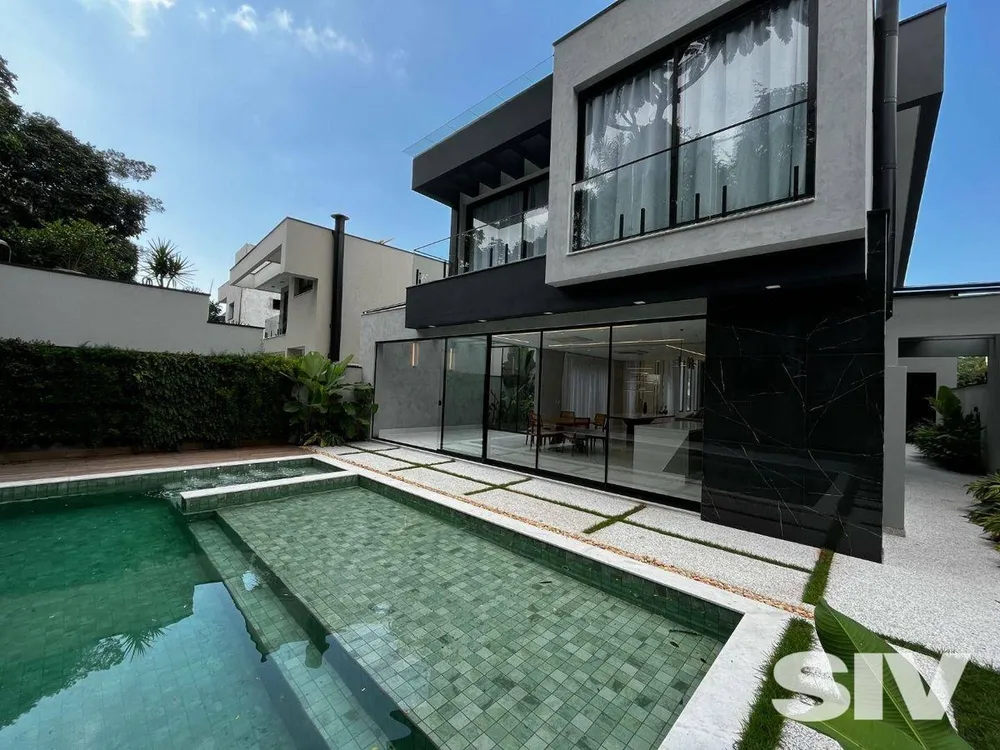 Casa, 5 quartos, 380 m² - Foto 1