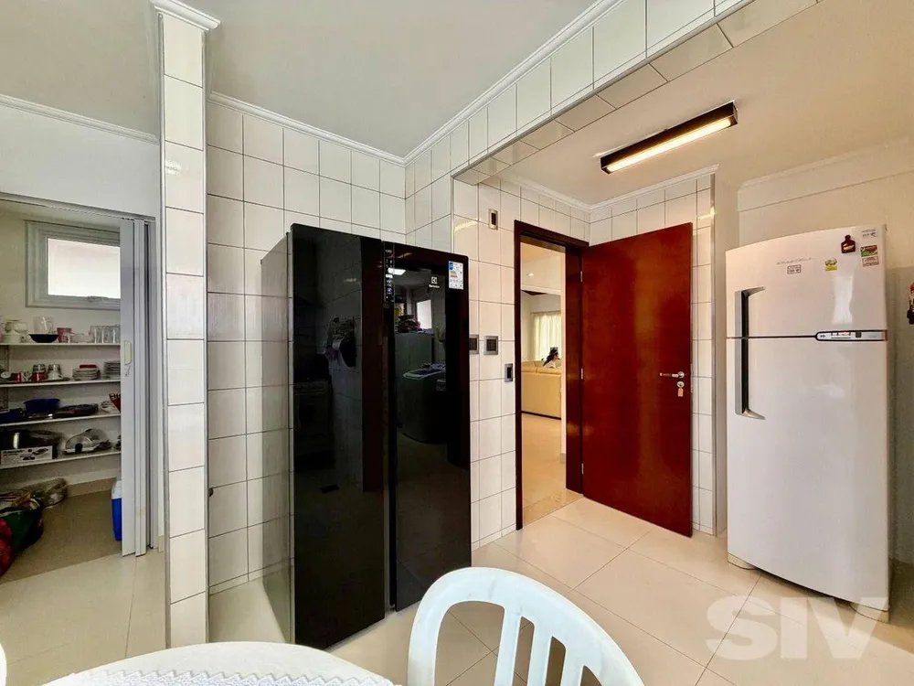 Casa, 4 quartos, 248 m² - Foto 8