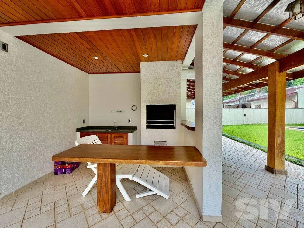 Casa, 4 quartos, 248 m² - Foto 3