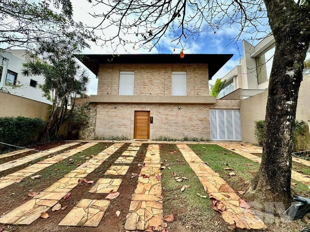 Casa, 6 quartos, 422 m² - Foto 1