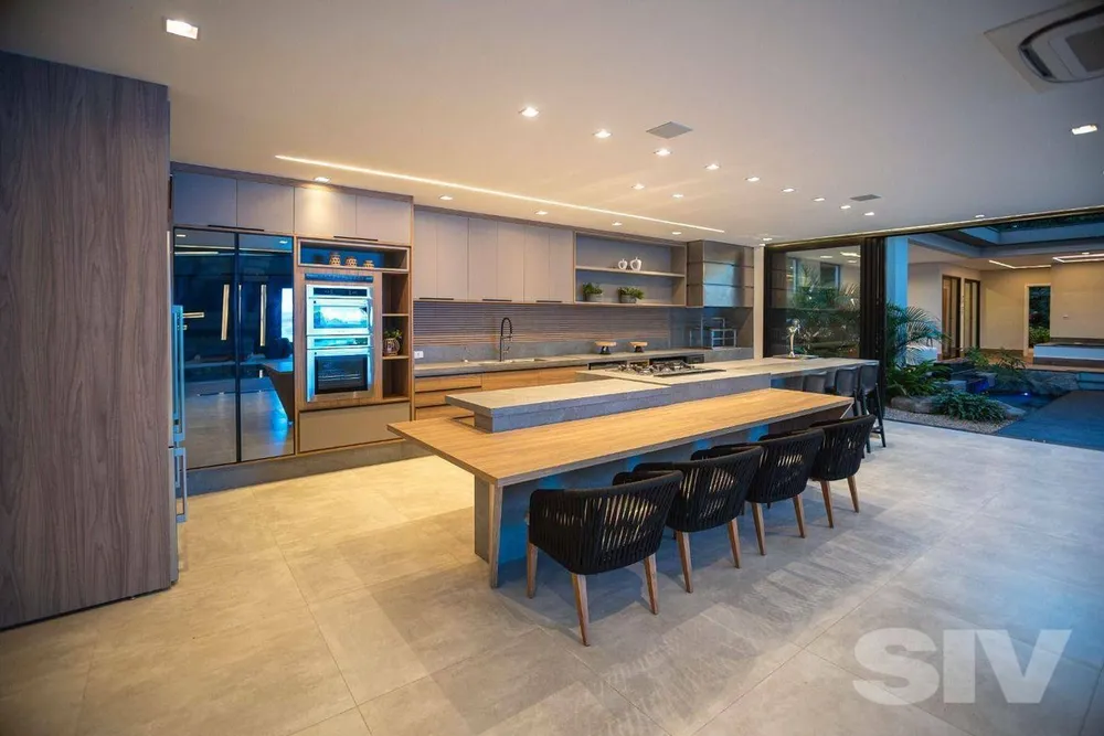 Casa, 7 quartos, 1389 m² - Foto 5