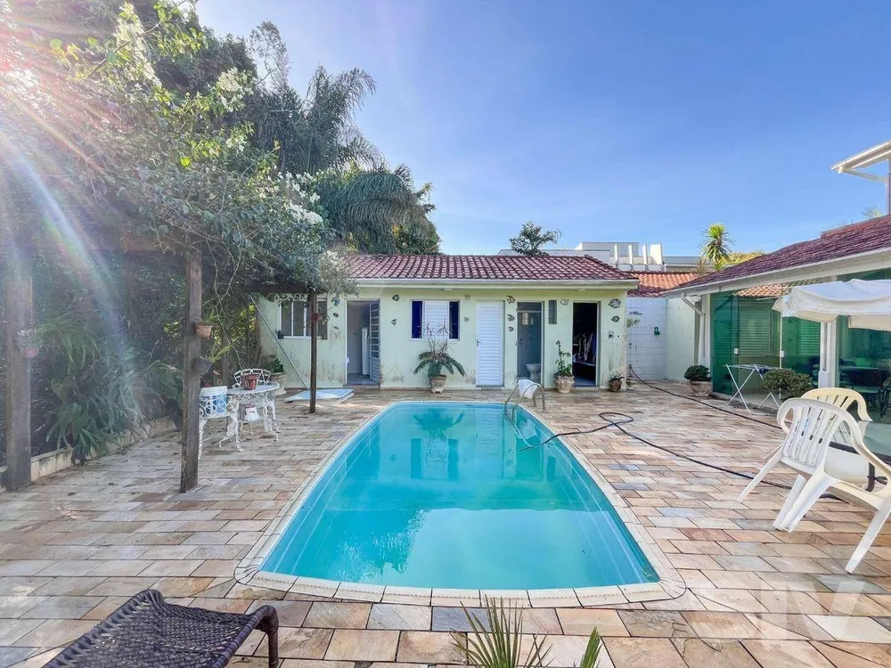 Casa, 4 quartos, 218 m² - Foto 3