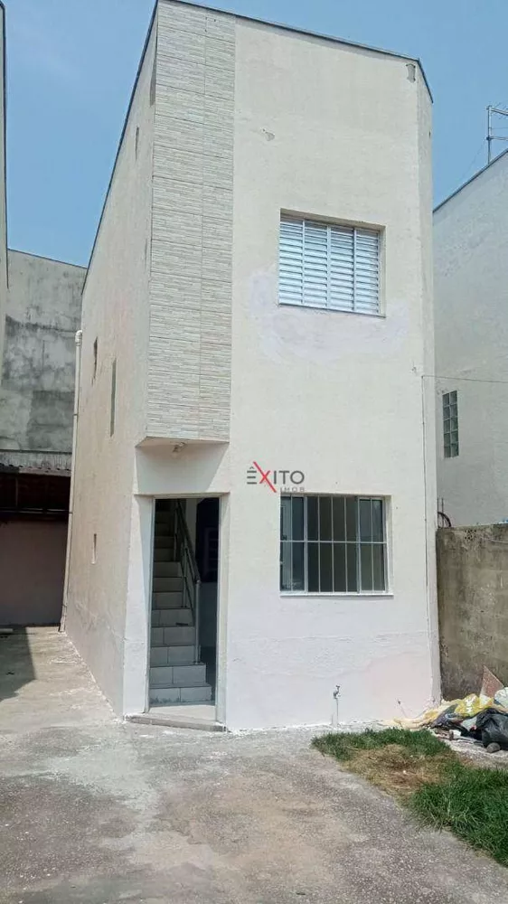 Sobrado à venda com 2 quartos, 58m² - Foto 1