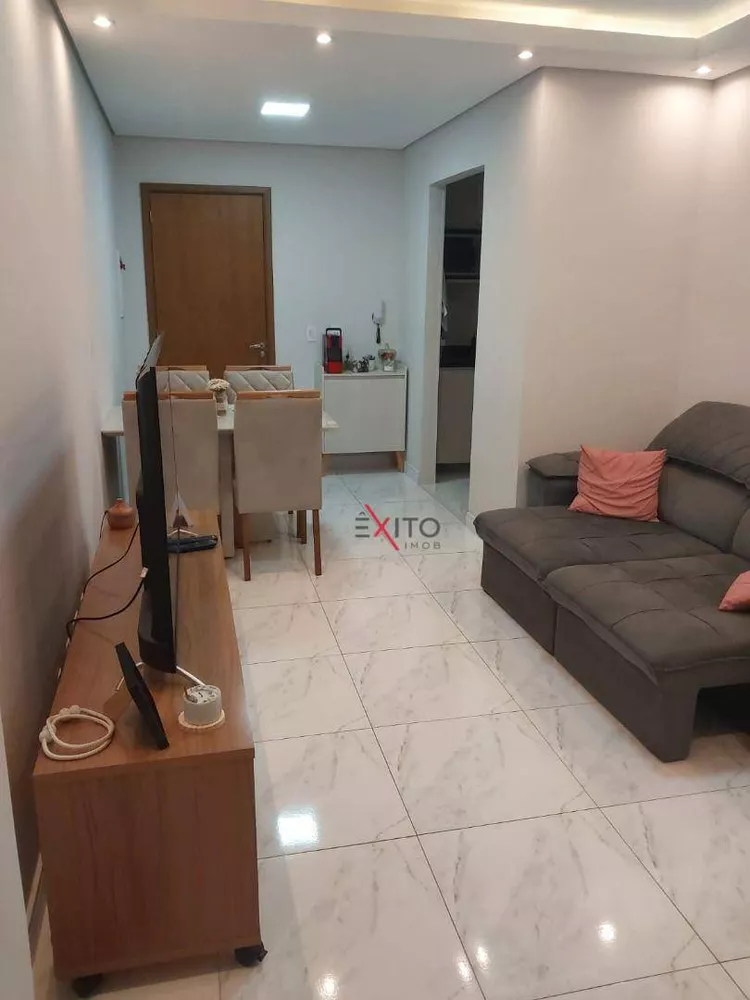 Apartamento à venda com 2 quartos, 53m² - Foto 2