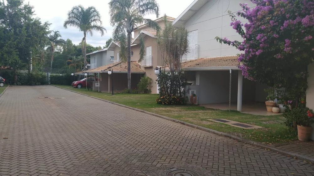 Sobrado à venda com 4 quartos, 139m² - Foto 1