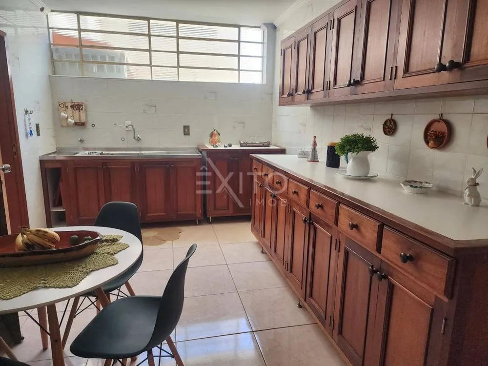 Casa, 3 quartos, 313 m² - Foto 1