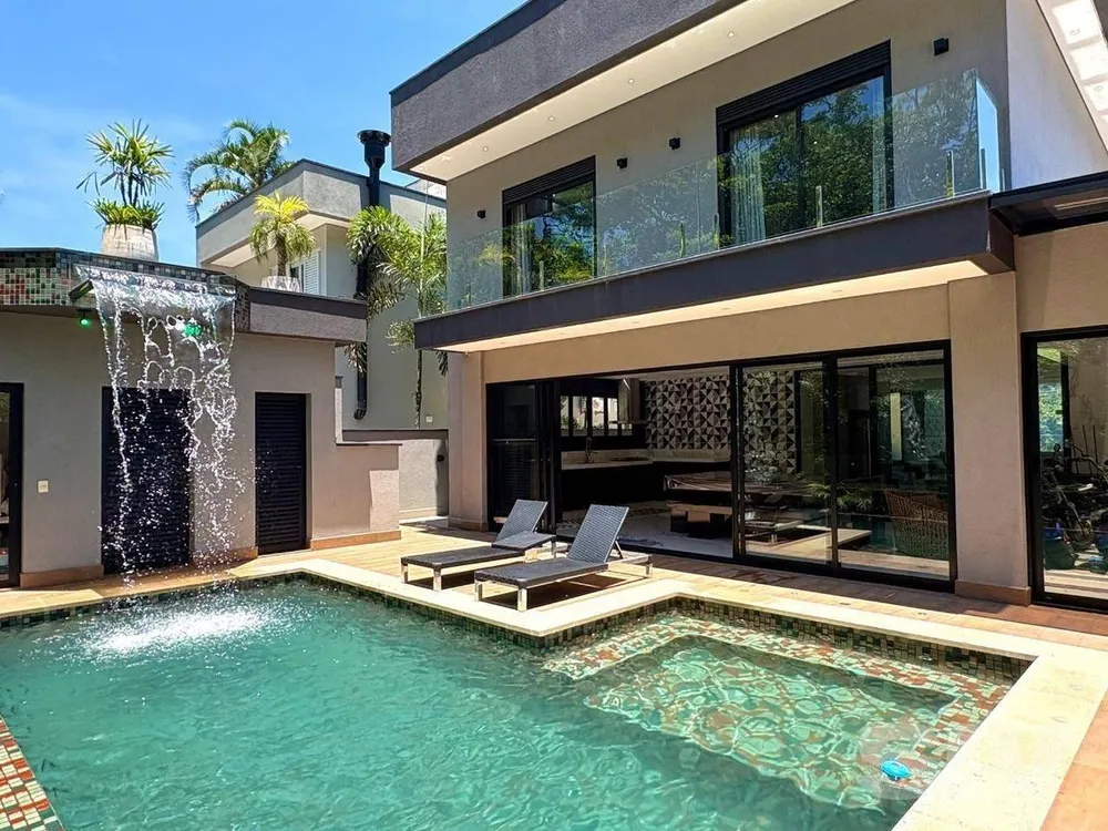 Casa, 5 quartos, 360 m² - Foto 1