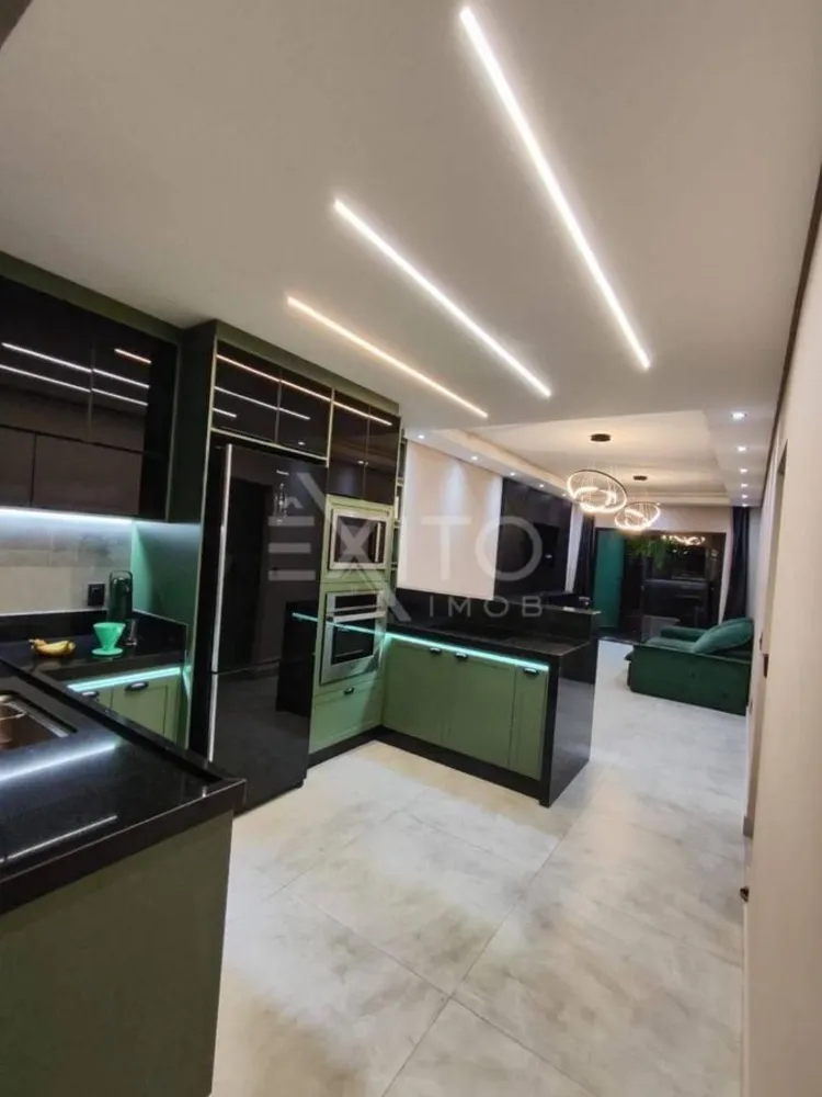 Sobrado, 3 quartos, 229 m² - Foto 4