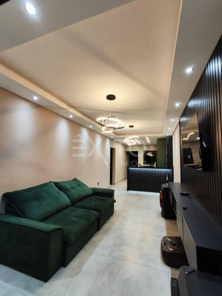Sobrado, 3 quartos, 229 m² - Foto 2