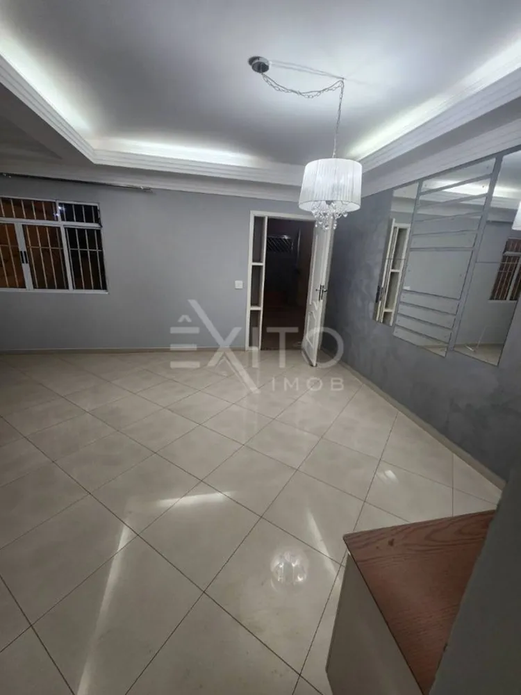 Casa, 3 quartos, 173 m² - Foto 1
