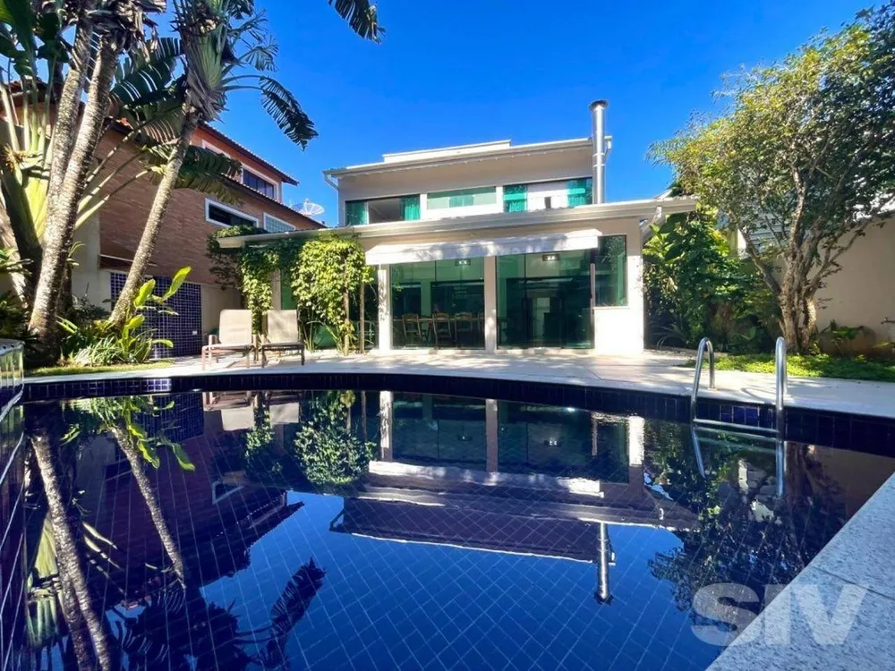 Casa, 4 quartos, 292 m² - Foto 1