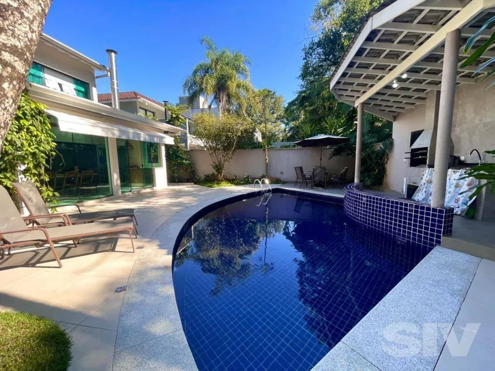 Casa, 4 quartos, 292 m² - Foto 2