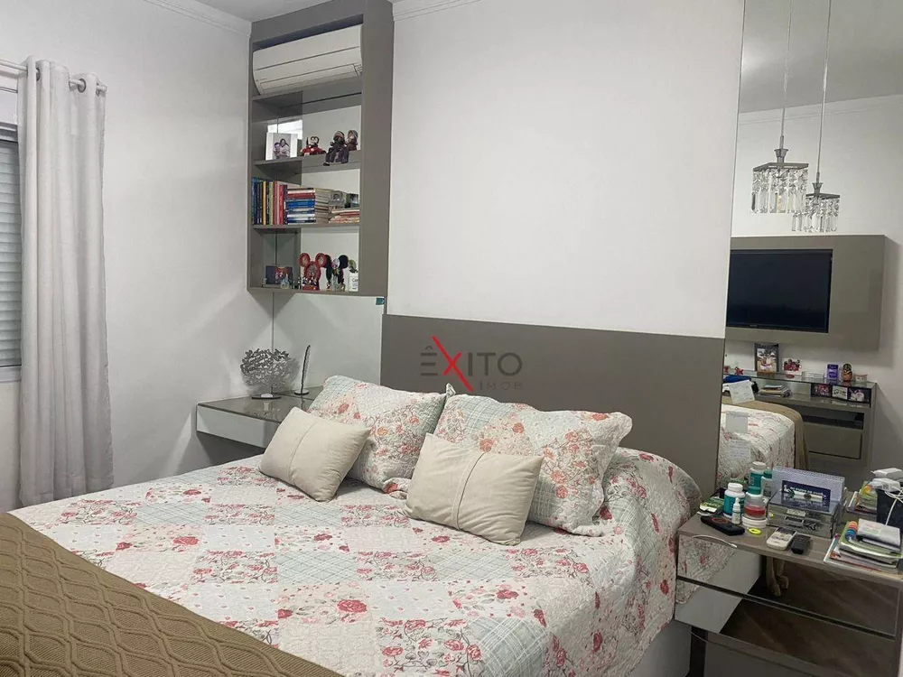 Casa à venda com 3 quartos, 157m² - Foto 3