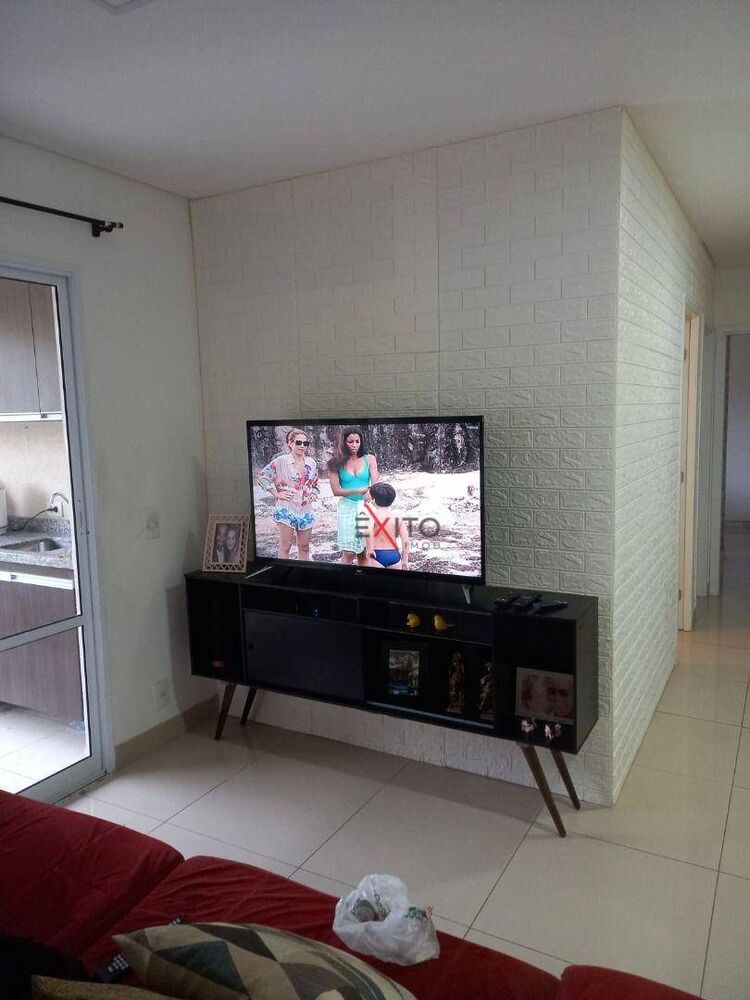 Apartamento à venda com 3 quartos, 78m² - Foto 2