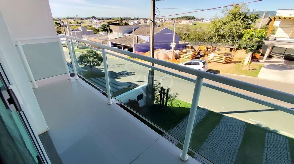 Casa, 3 quartos, 214 m² - Foto 2