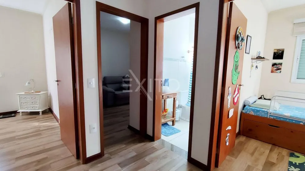 Casa, 3 quartos, 214 m² - Foto 5