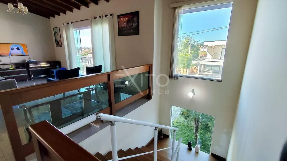 Casa, 3 quartos, 214 m² - Foto 4