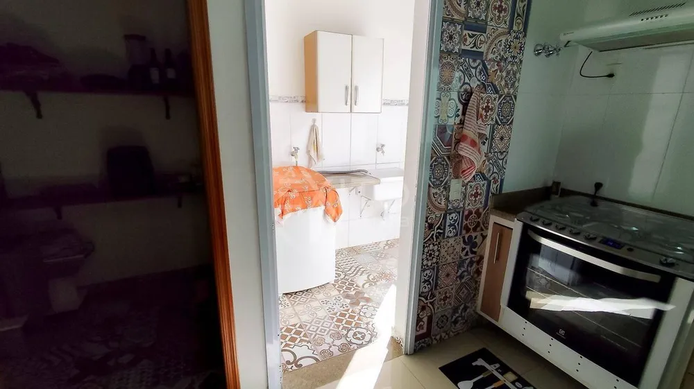 Casa, 3 quartos, 214 m² - Foto 3