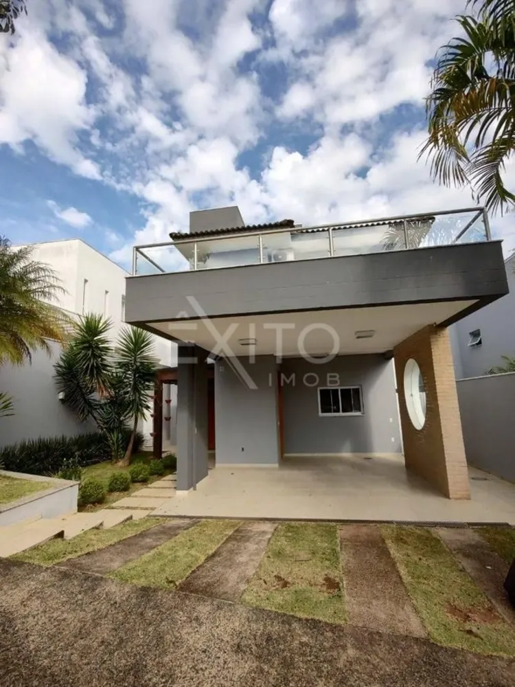 Casa, 3 quartos, 290 m² - Foto 1