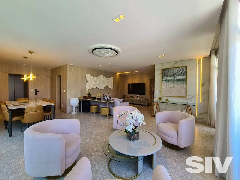 Cobertura, 3 quartos, 272 m² - Foto 1