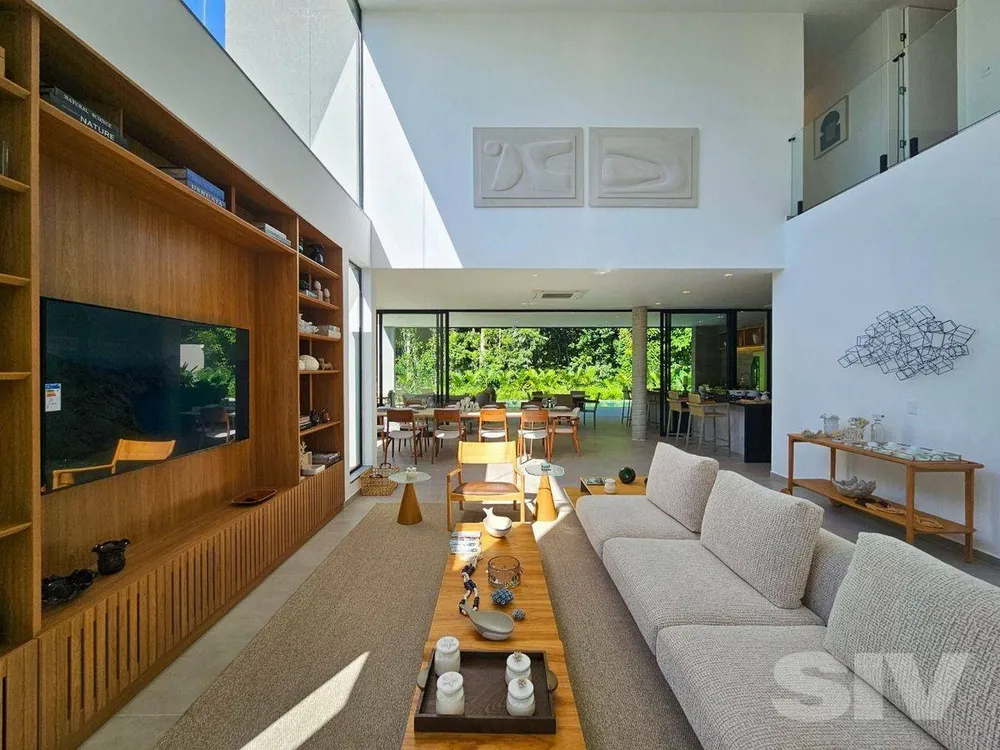 Casa, 6 quartos, 441 m² - Foto 1