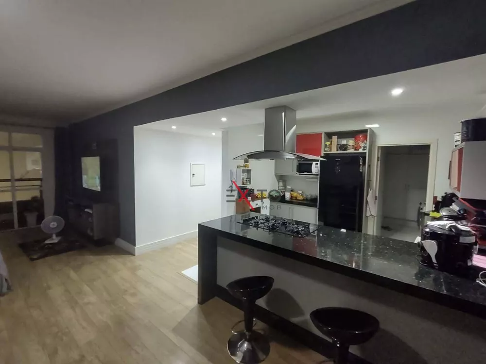 Apartamento à venda com 2 quartos, 92m² - Foto 3