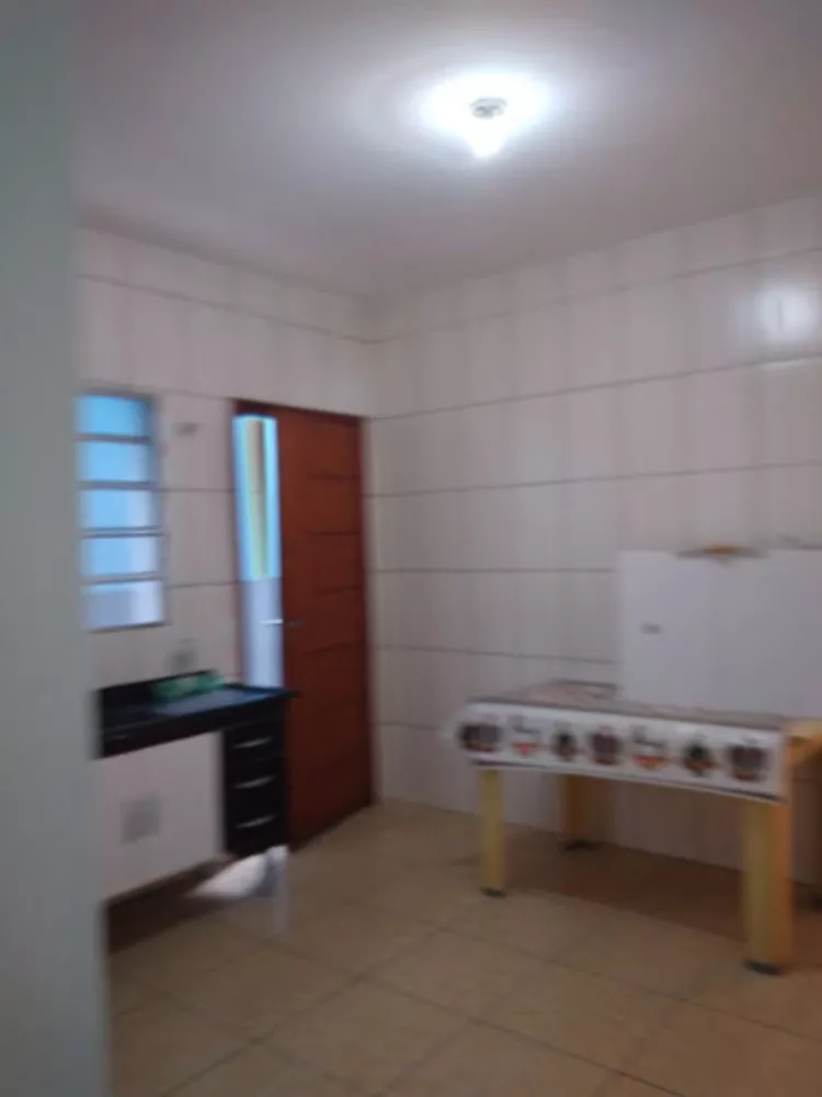 Casa para alugar com 2 quartos, 125M2 - Foto 1