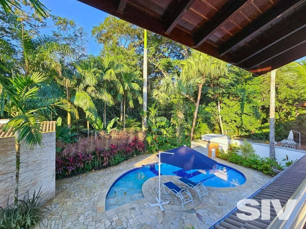 Casa, 4 quartos, 339 m² - Foto 1