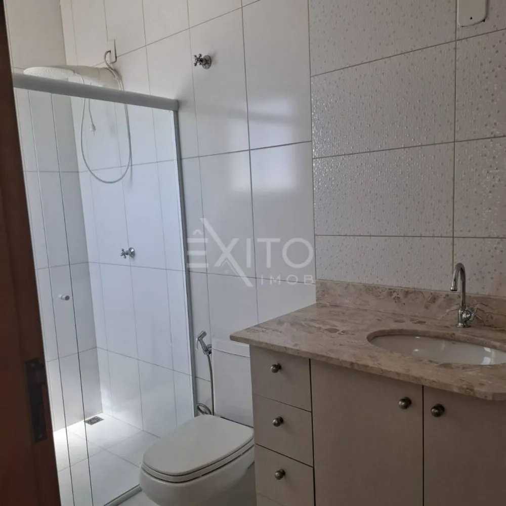 Casa, 2 quartos, 250 m² - Foto 2