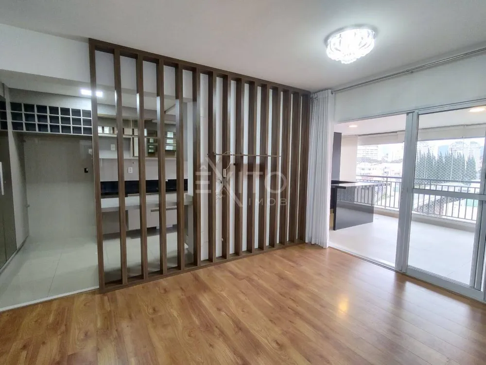 Apartamento, 3 quartos, 141 m² - Foto 1