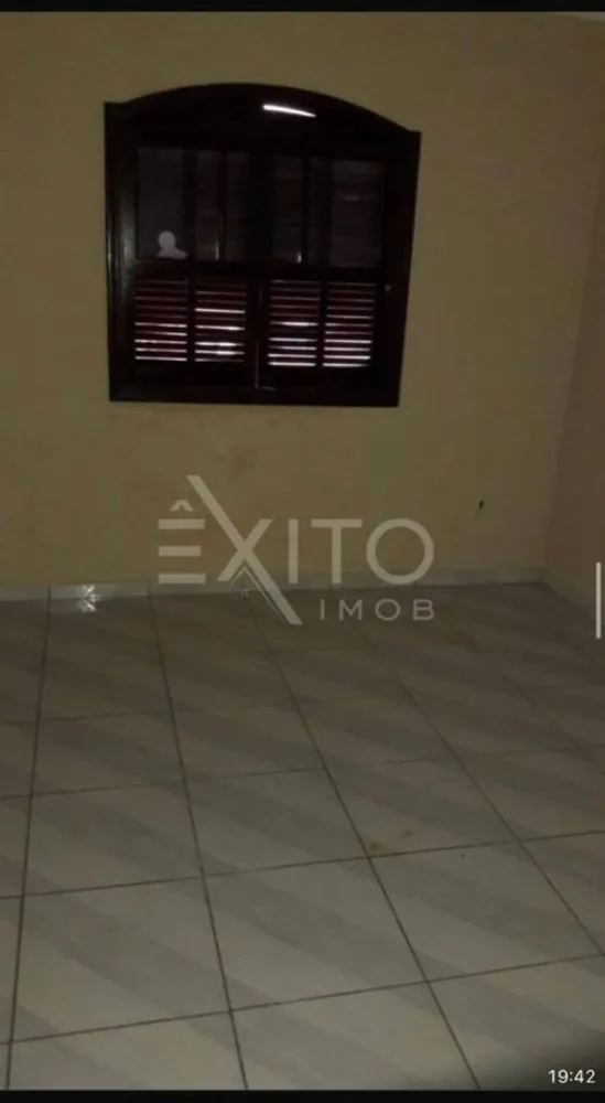 Casa, 2 quartos, 198 m² - Foto 1