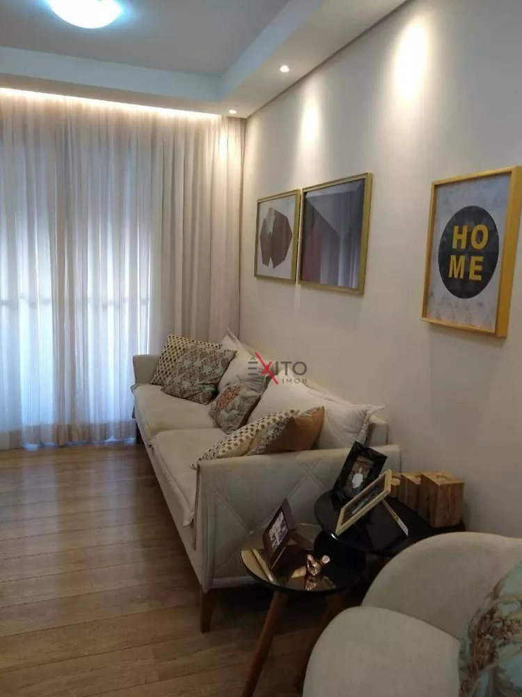 Apartamento à venda com 2 quartos, 63m² - Foto 4