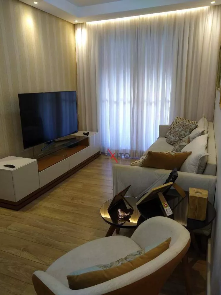 Apartamento à venda com 2 quartos, 63m² - Foto 3