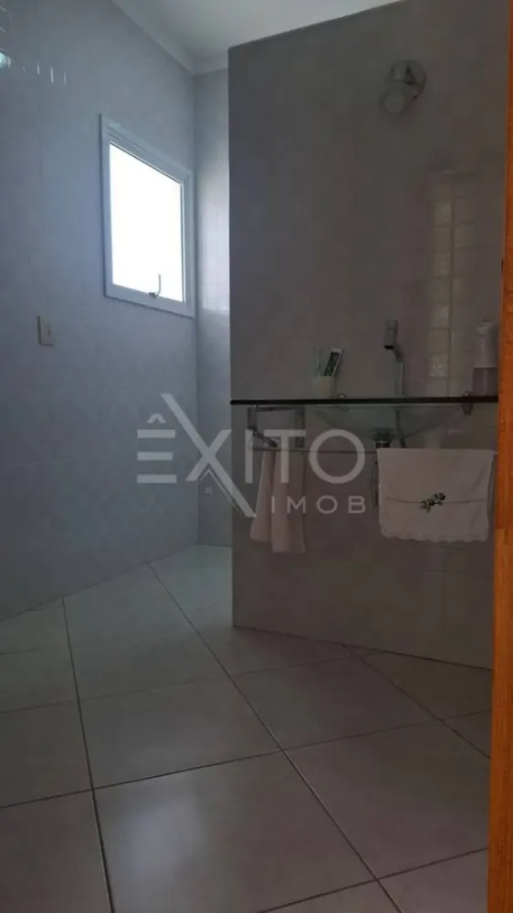 Casa, 3 quartos, 270 m² - Foto 9