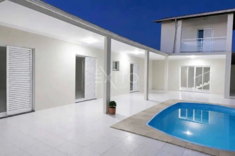 Casa, 4 quartos, 288 m² - Foto 1