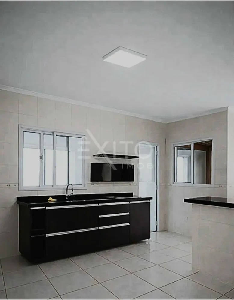 Casa, 4 quartos, 288 m² - Foto 4